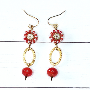 Dressy Red Gold White Earrings Shoulder Duster Lampwork Glass Beaded Christmas Year Around Dressy Red Gold White Earrings Shoulder Duster Lampwork Glass Beaded Christmas Year Around