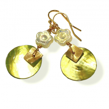 Green Flower and Shell Earrings Lightweight